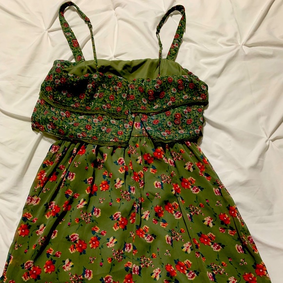 Ruffle top - Picture 2 of 2